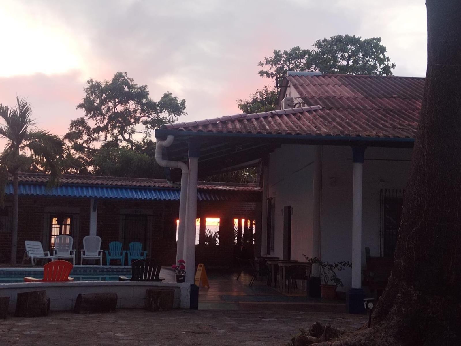 Chilamar Surf Lodge La Libertad Esterno foto